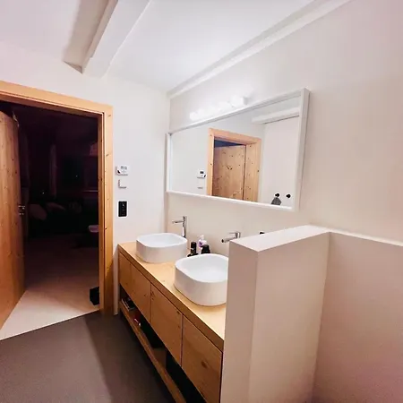Beautiful Log Cabin Near Wildkogel Arena Holiday home *