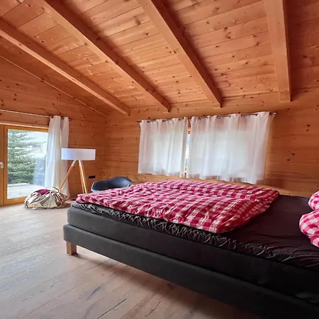 Beautiful Log Cabin Near Wildkogel Arena Sulzau