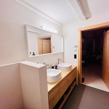 Beautiful Log Cabin Near Wildkogel Arena * Sulzau
